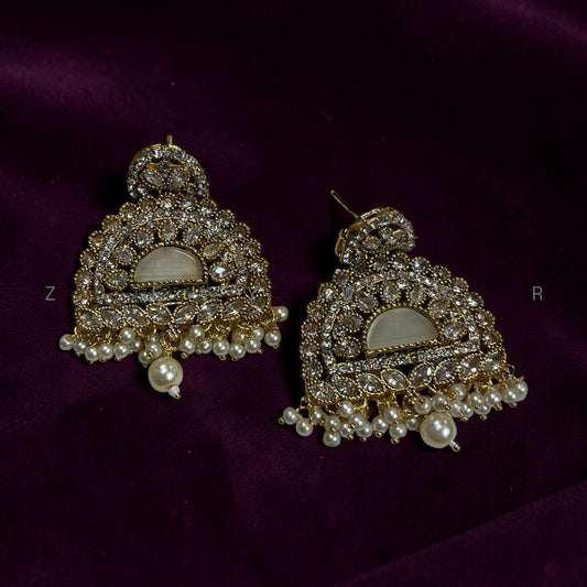 Eygptian classy D style earrings