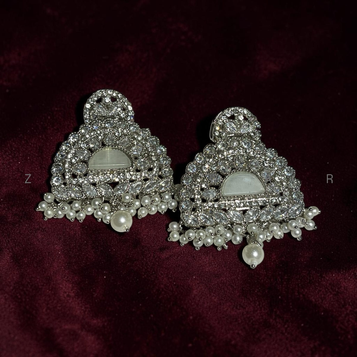 Eygptian classy D style earrings