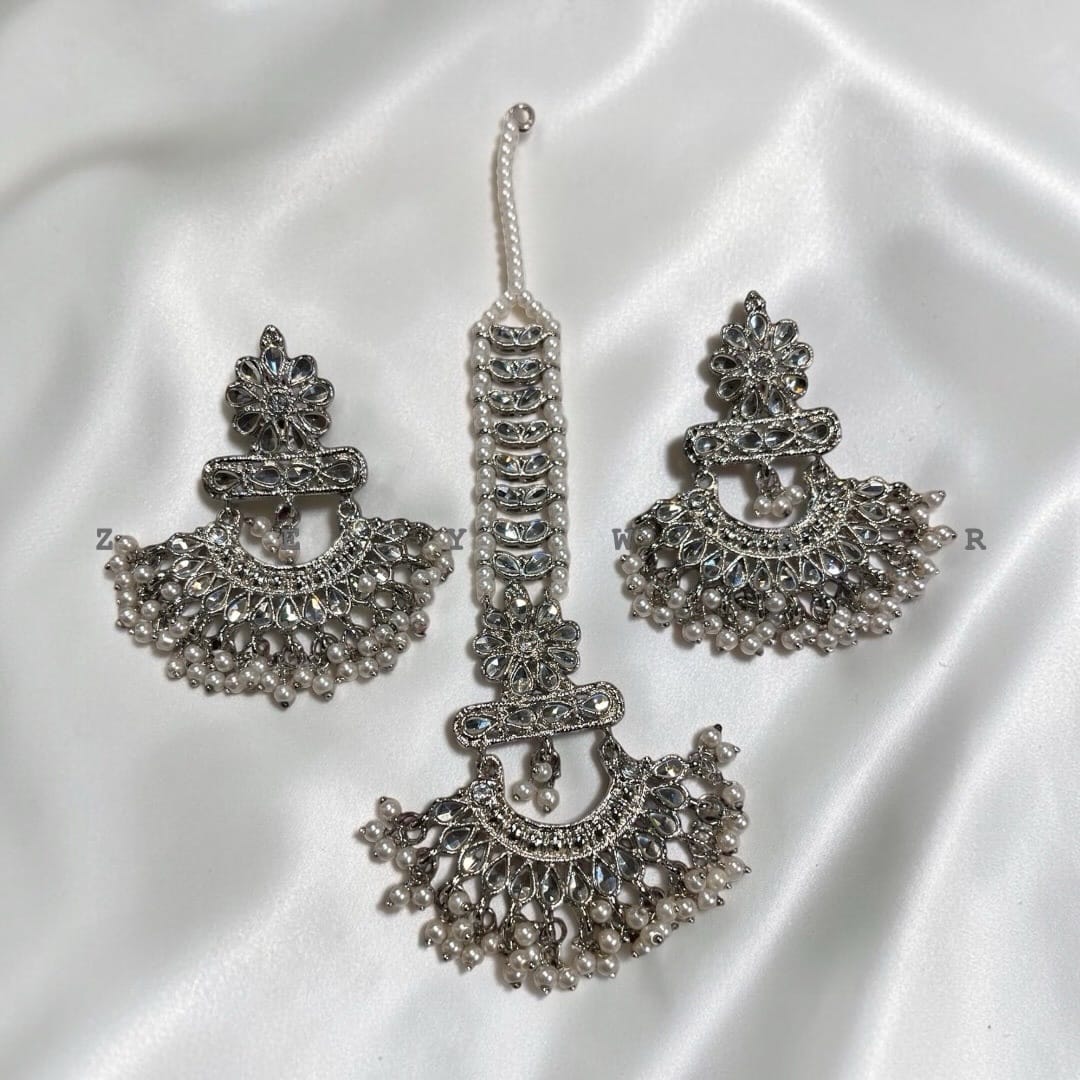 Kundan earring with tika premium quality