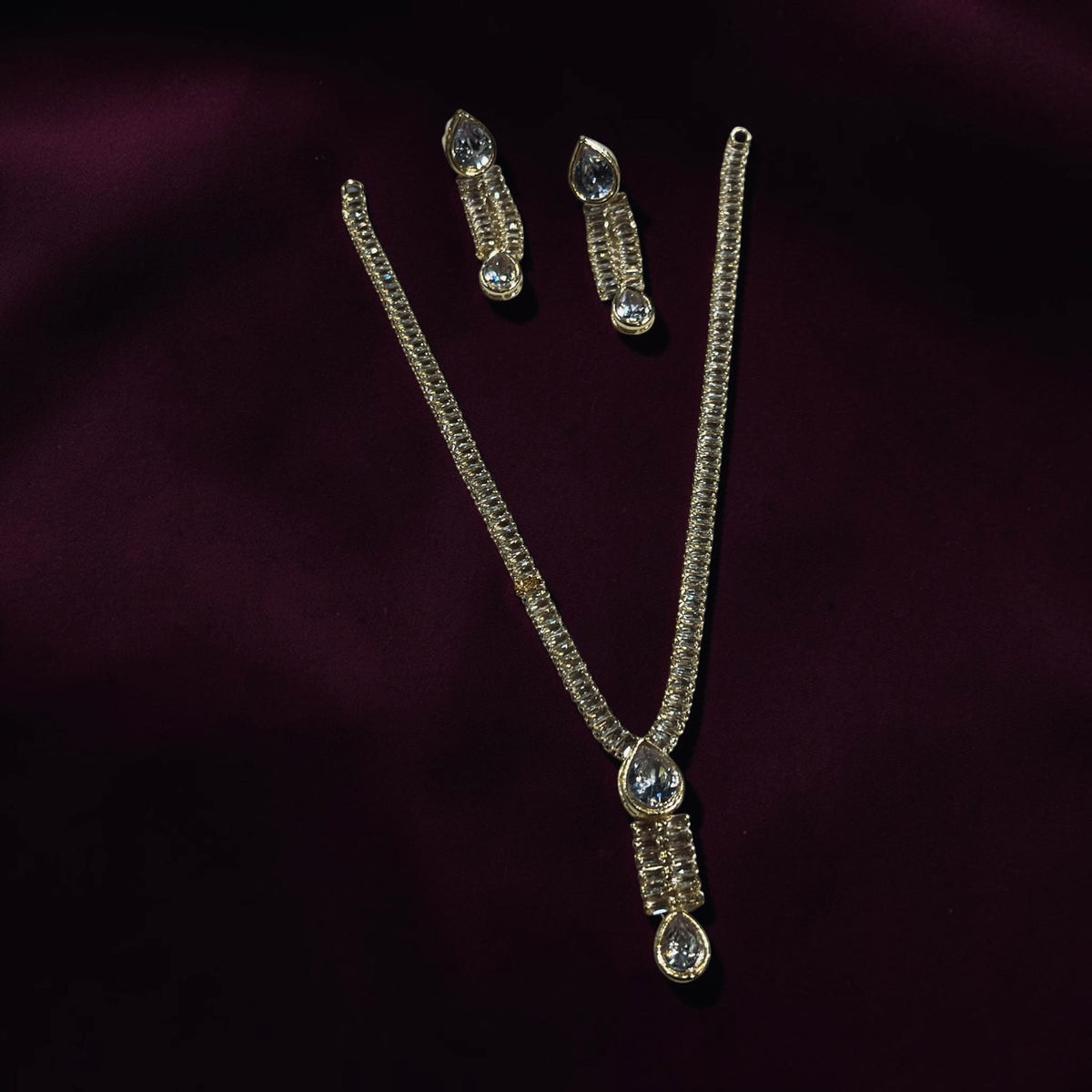 Single chain zarkun set classy easy wear