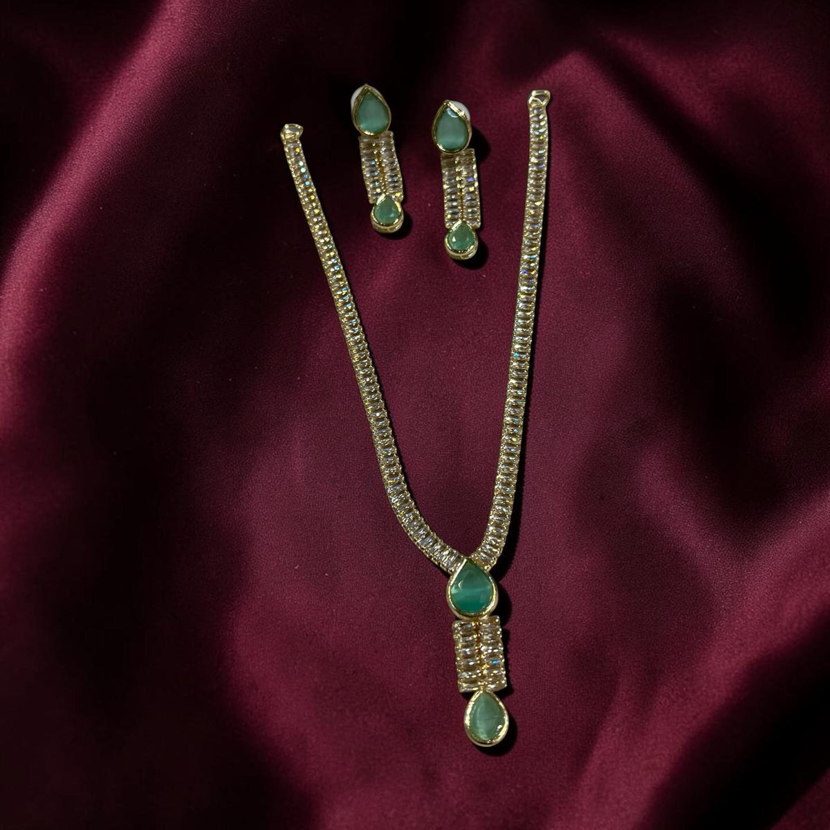 Single chain zarkun set classy easy wear