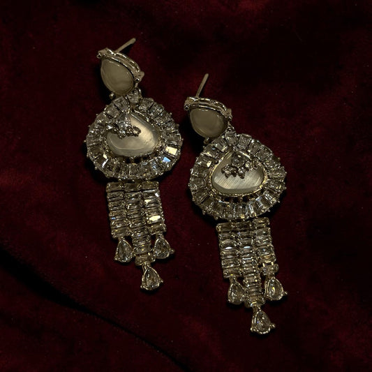 Zarkun chain style earrings