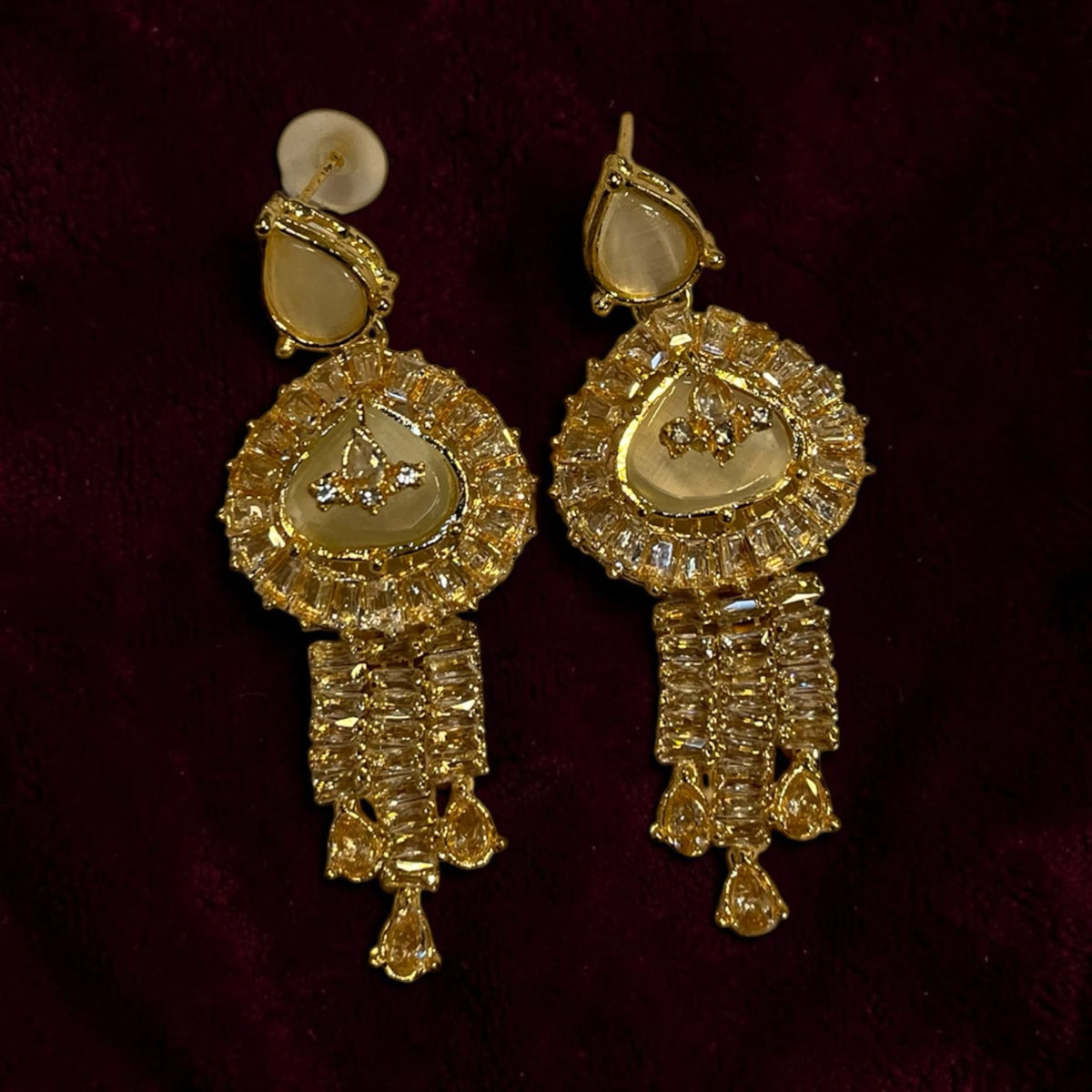 Zarkun chain style earrings